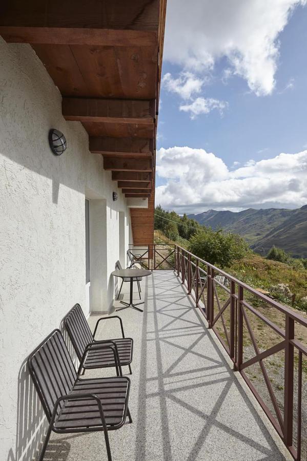 White House Gudauri Hotel Exterior foto